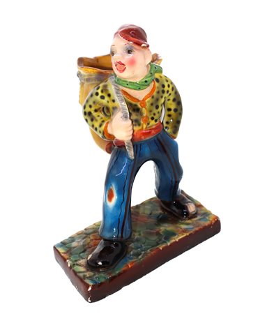 Personaggio popolare con cesto sulle spalle, Early 20th century