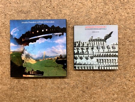 ARNALDO POMODORO - Lotto unico di 2 cataloghi