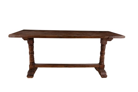  
Tavolo fratino in noce con gamba tornita e piede a ciabatta XVII secolo
 cm 85x185x66