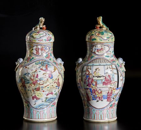  Arte Cinese - Coppia di vasi famiglia rosa 
Cina, dinastia Qing, XIX secolo .