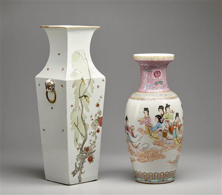  Arte Cinese - Lotto composto da due vasi in porcellana famiglia rosa 
Cina, prima metà XX secolo .