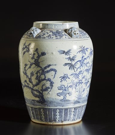 Arte Cinese - Grande giara in porcellana bianco e blu  
Cina, dinastia Qing, XVIII secolo .