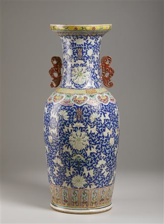  Arte Cinese - Vaso a balaustro famiglia rosa 
Cina, dinastia Qing, XIX secolo .