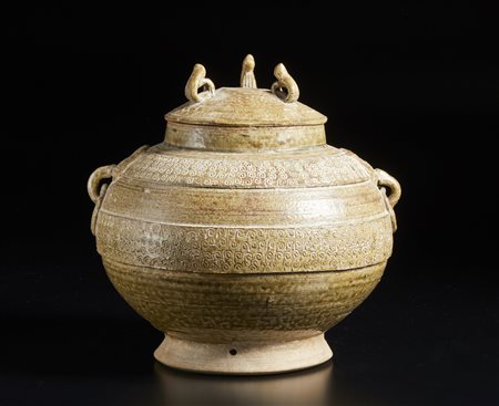  Arte Cinese - Vaso in terracotta invetriata 
Cina, dinastia Ming (?).
