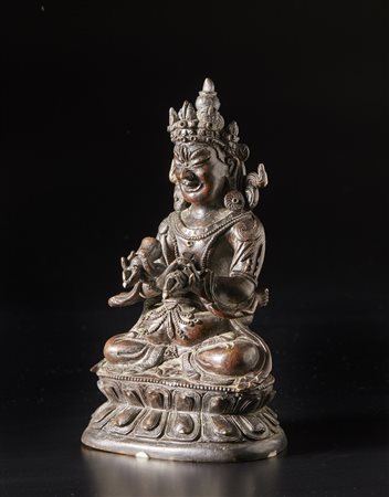 Arte Himalayana - Scultura in bronzo raffigurante Vajrasattva
Nepal, XIX - inizio XX secolo.