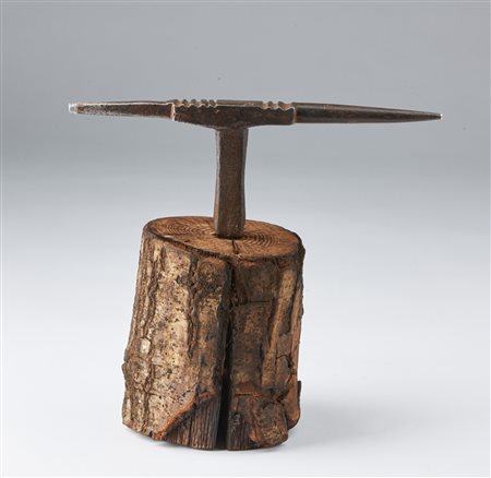  . - Incudine da orafo 
Europa, XIX secolo .