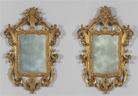 Coppia di specchiere Luigi XIV in legno finemente 