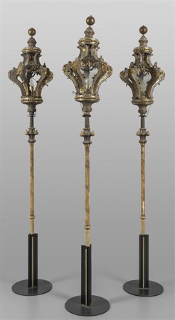 Tre lampioni Luigi XVI da processione in metallo 