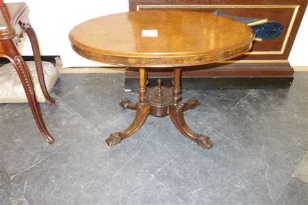 Tavolino a biscotto Liberty