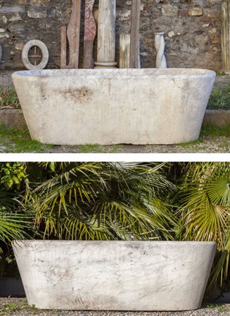 Coppia di vasche in marmo, sec.XIX <br>cm. 175x72 