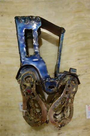 * Modello di automobile in metallo<br>h.cm.41