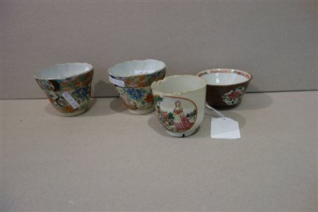 Quattro tazzine in porcellana (difetti)