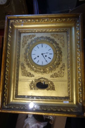 Orologio da muro in legno intagliato e dorato, 