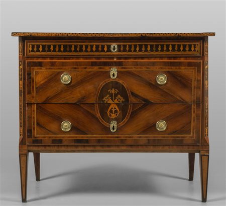 Comò in stile Luigi XVI piemontese lastronato e 