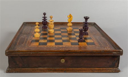 Scacchiera in legno intarsiato (completa), 