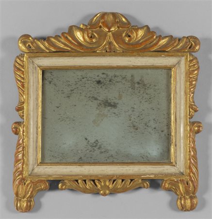 Cornice Luigi XIV in legno intagliato e dorato 