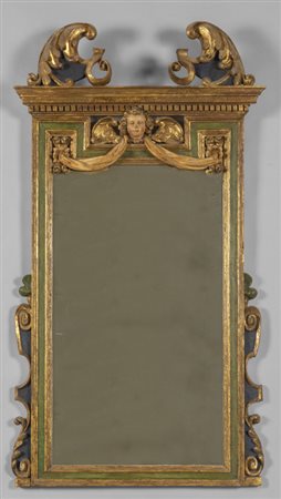 Specchiera in stile sansovino in legno intagliato 