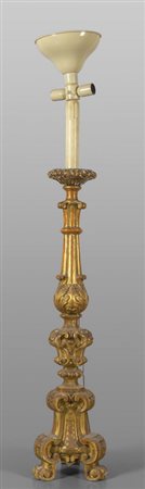 Grande piantana Luigi XVI in legno intagliato e 