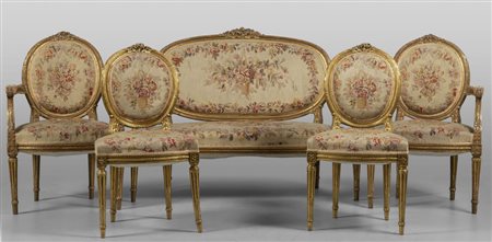 Salotto Napoleone III in legno intagliato e 