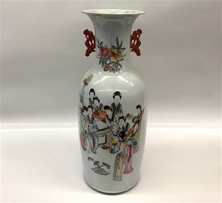Cina vaso in porcellana dipinta con 