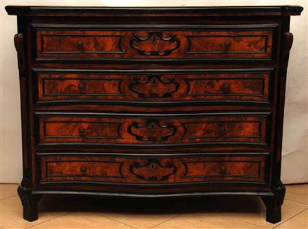 cassettone lombardo a 4 cassetti sec.XVIII