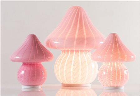 Set di tre lampade in vetro lavorato rosa a forma di fungo, Murano, Anni ‘80.