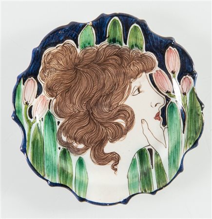 Manifattura Florentia Ars, Piattino in ceramica, Firenze, inizi del XX secolo.