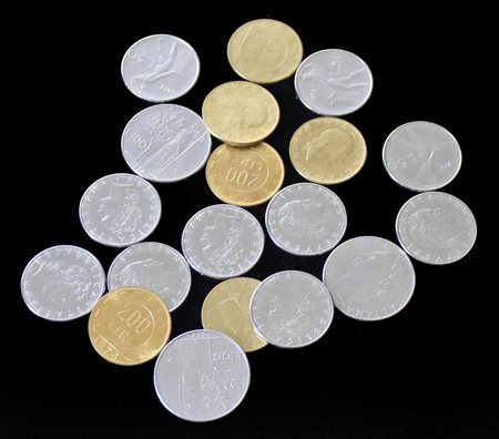 19 MONETE REPUBBLICA ITALIANA 1978 - 10 monete da Lire 50 - 3 monete da Lire...