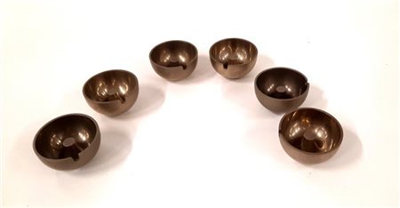 Studio OPI Sei posacenere. Produzione Cini & Nils, Milano, anni '70. Metallo sat