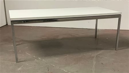 Florence Knoll (Attribuito)
Tavolo da salotto. Produzione Knoll International, U