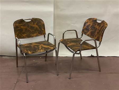 Achille Castiglioni Coppia di sedie modello "Castiglia". Produzione Zanotta, Ita