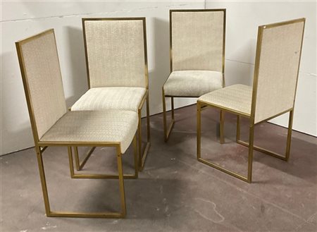 Quattro sedie con struttura in metallo dorato, seduta e schienale imbottiti e r