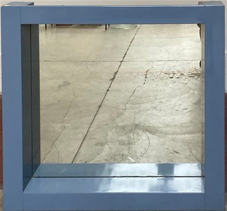 Ambrogio Tresoldi e Alberto Salvati Specchio da parete. Italia, anni '80. Legno