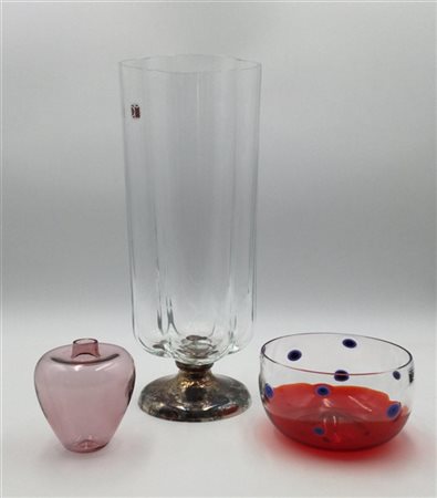 Lotto composto da un vasetto in vetro soffiato trasparente ametista chiaro firm