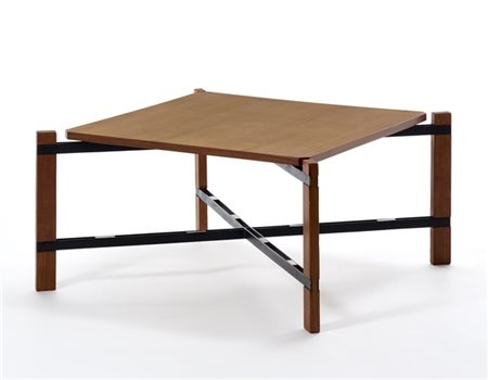 Tavolino da salotto con struttura in legno massello e impiallacciato, traverse