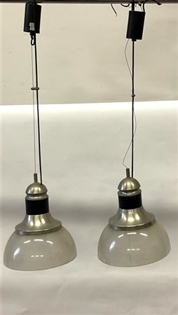 Coppia di lampade a sospensione in metallo nichelato e verniciato nero