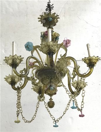 Manifattura di Murano
. Lampadario a sei luci in vetro soffiato pagliesco decor