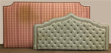 Lotto composto da due testate da letto rivestite in tessuto di diverso decoro (