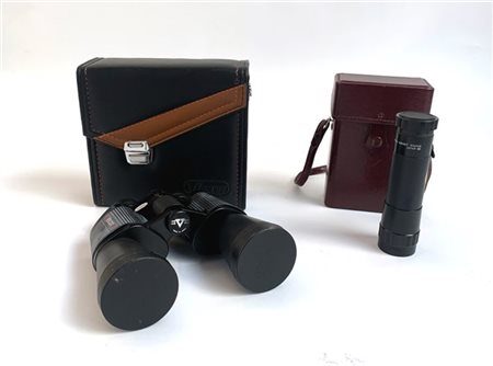 Lotto composto da un binocolo Vixen e un mocolo, in custodie (difetti e mancanz