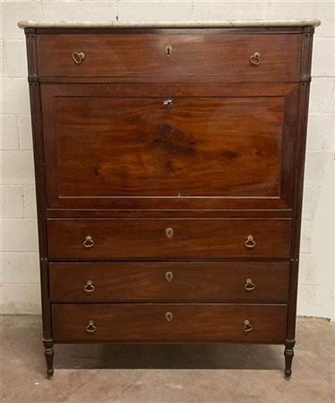 Secretaire impiallacciato in mogano con piano in marmo polilobato, tiretto nell