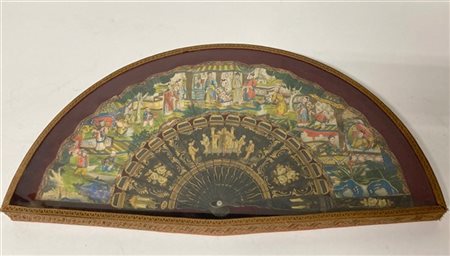 Ventaglio decorato a scene di corte, entro teca
Cina, sec. XIX