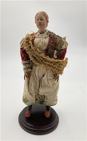 Arte napoletana, secolo XIX. "Popolana con scialle" scultura da presepe in terr