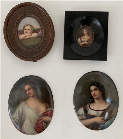 Lotto composto da quattro placche ovali in porcellana dipinta a soggetti da Raf