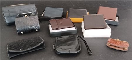 EMANUEL UNGARO, BASILE, MANDARINA DUCK e anonimi
Lotto di numerosi portafogli,