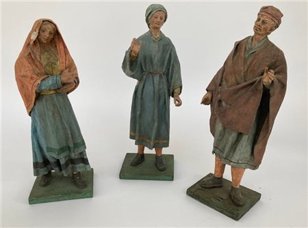 Arte dell'Italia meridionale, secolo XIX. Lotto composto da tre figure da prese