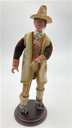 Arte napoletana, secolo XIX. "Pastore con cappello" scultura da presepe in terr