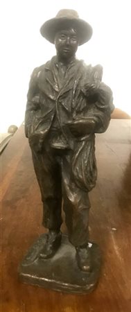 Mario Biglioli "Spazzacamino" scultura in bronzo (h cm 31,5) firmata alla base
