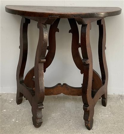 Piccola console in legno con sostegni sagomati a lira (cm 83x76x40) (difetti)