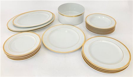 Manifattura di Rosenthal. Parte di servizio "Majestic" in porcellana bianca dec