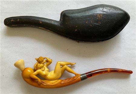 Emanuel Czapek, Praga, secolo XIX. Pipa in schiuma di mare intagliata con Vener